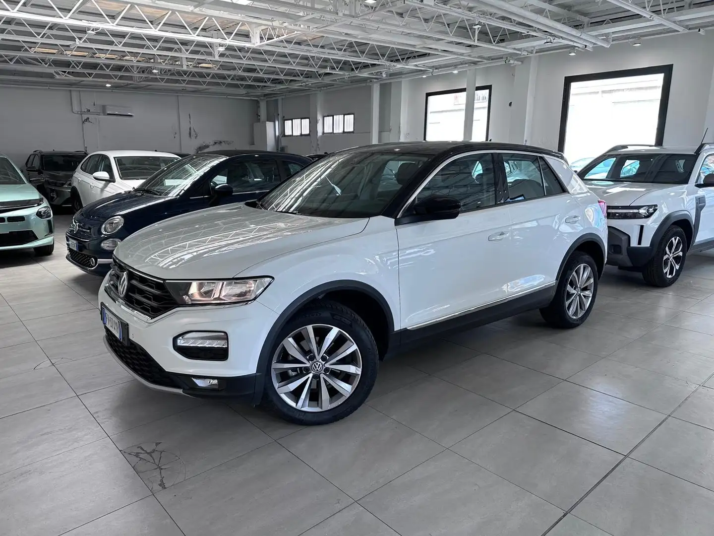 Volkswagen T-Roc T-Roc 1.0 tsi Style 115cv KM REALI E GARANTITI Bianco - 1