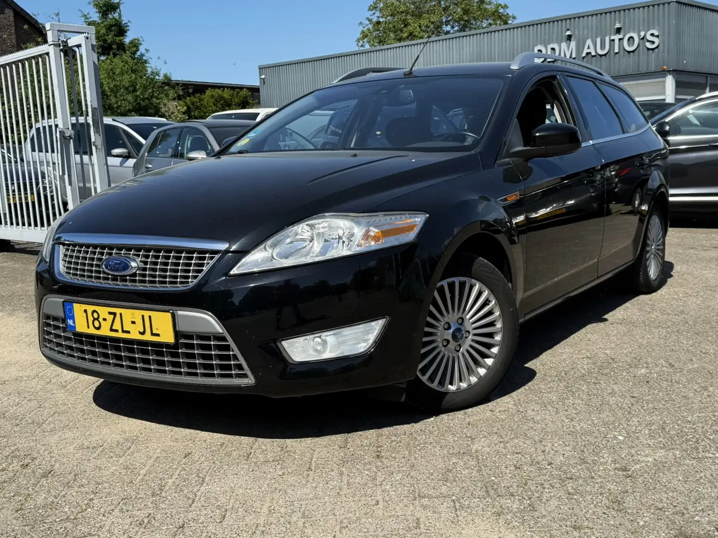 Ford Mondeo Wagon 1.6-16V TITANIUM NAVI/CLIMATE/CAMERA/TREKHAA Zwart - 1
