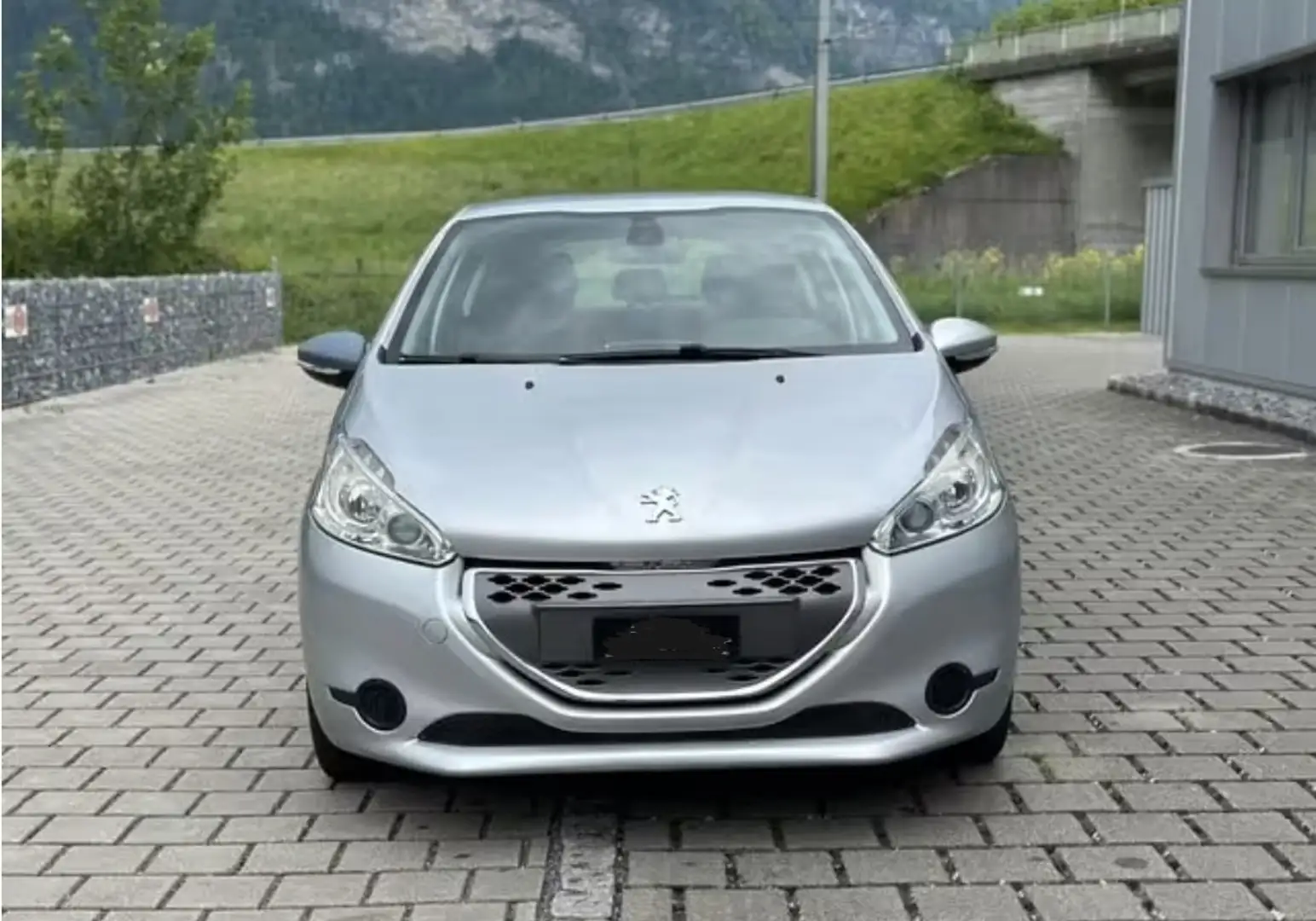 Peugeot 208 1.4 eHDi cambio automatico con palette al volante - 1