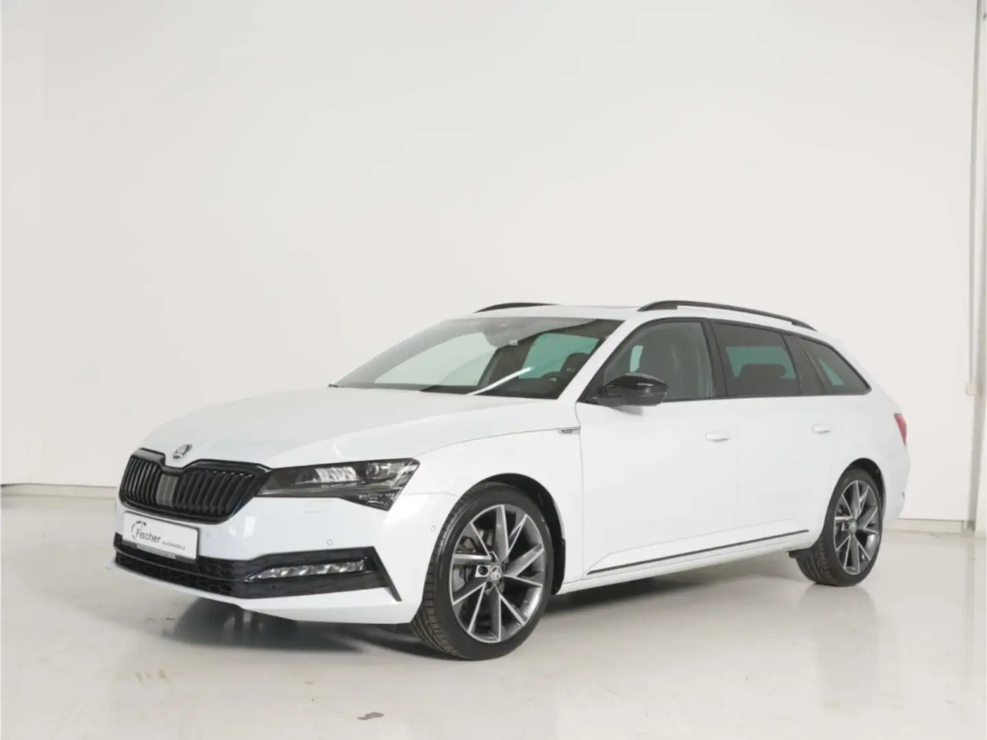 Skoda Superb Combi 2.0 TSI Sportline DSG AHK/P-Dach Weiß - 2