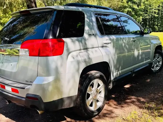 GMC Terrain 2013 — photo 8