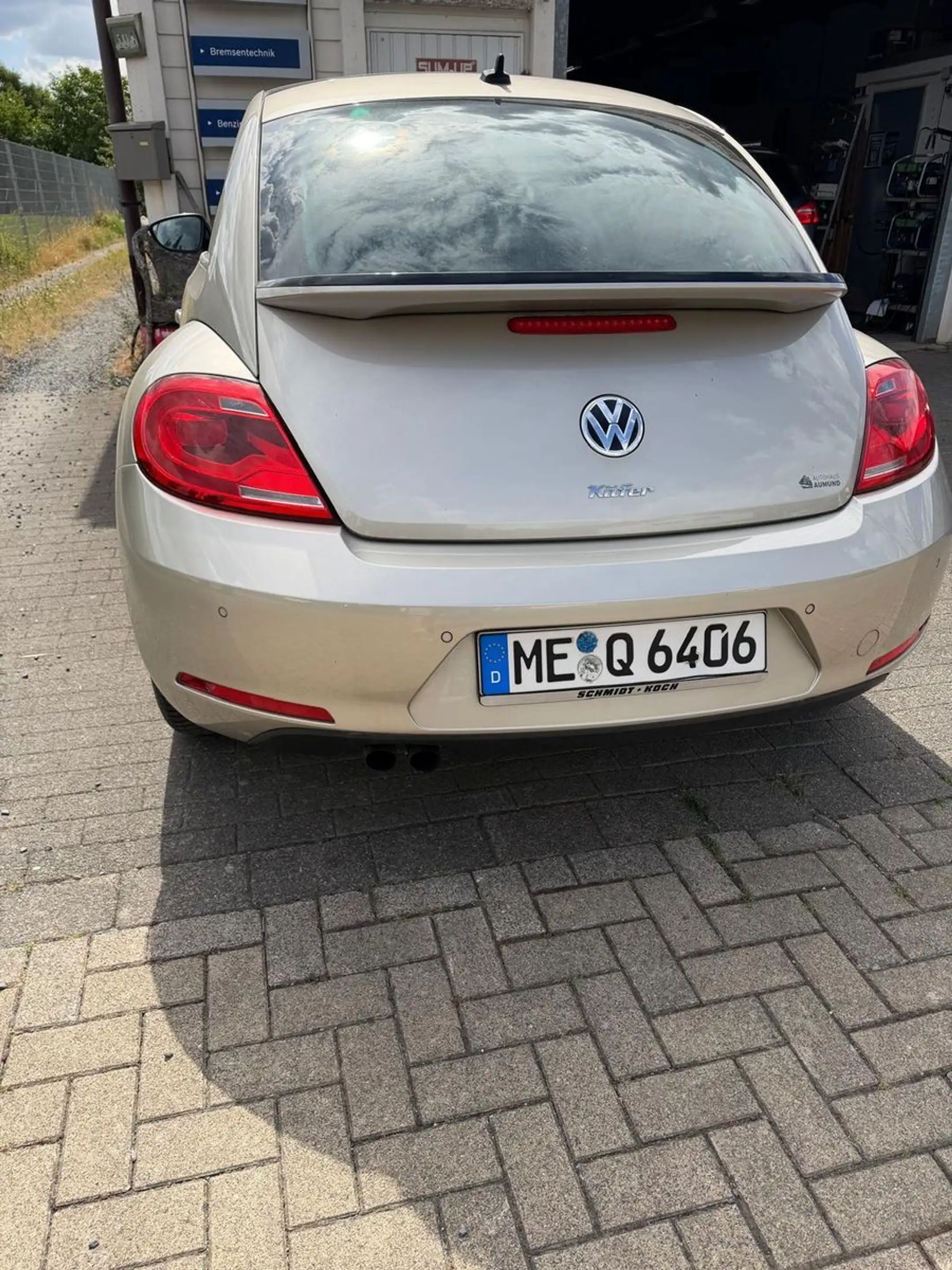Volkswagen Beetle Lim. Sport/Motor läuft unruhig. — photo 4