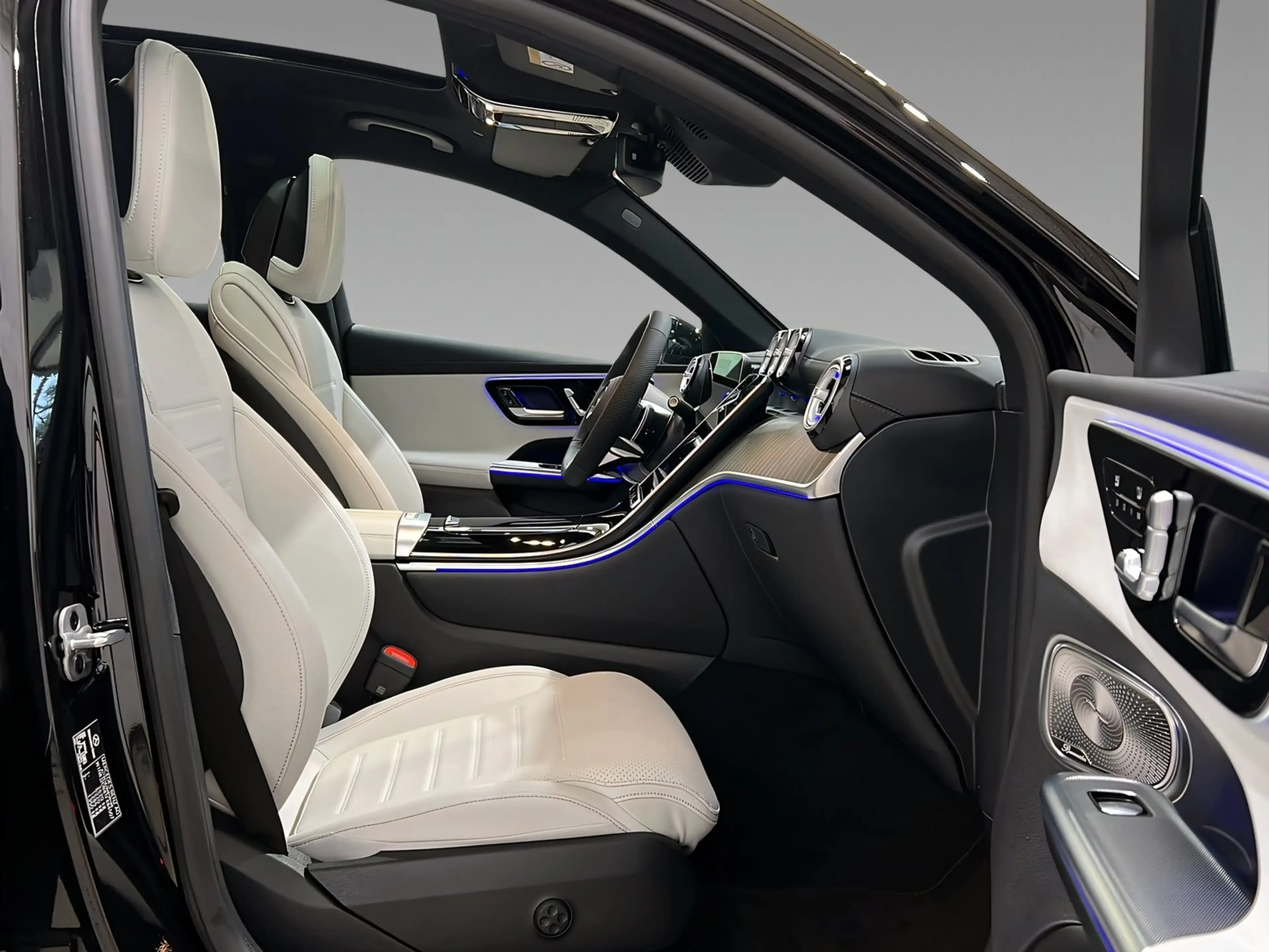 Mercedes-Benz GLC 450 d 4M Coupé AMG+DISTR+NIGHT+Burme+AHK+360 — photo 14