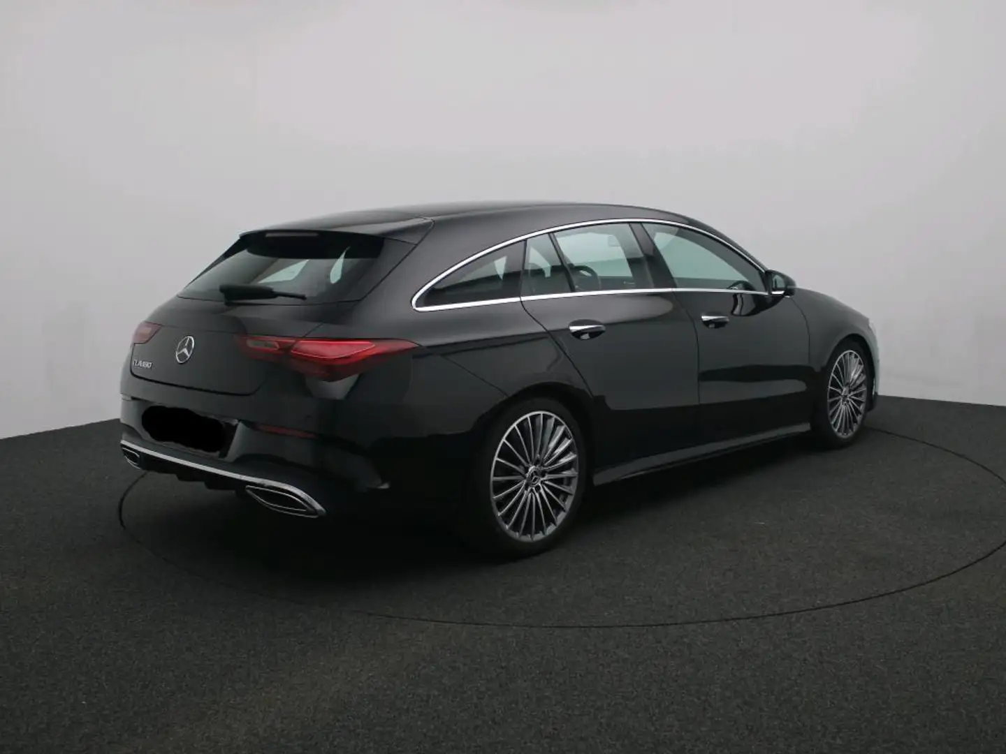 Mercedes-Benz CLA 180 Shooting Brake AMG Line + FACELIFT + CARPLAY + PTS Zwart - 2