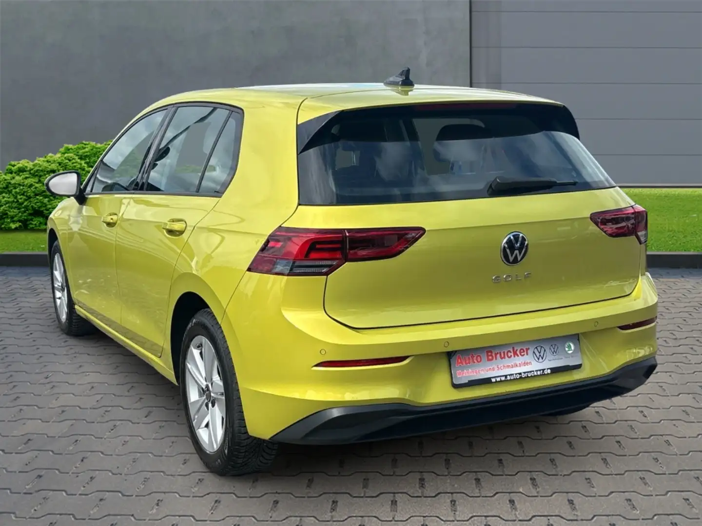 Volkswagen Golf VIII Life 1.0 TSI+Park Distance Control+Elektrisch Galben - 2