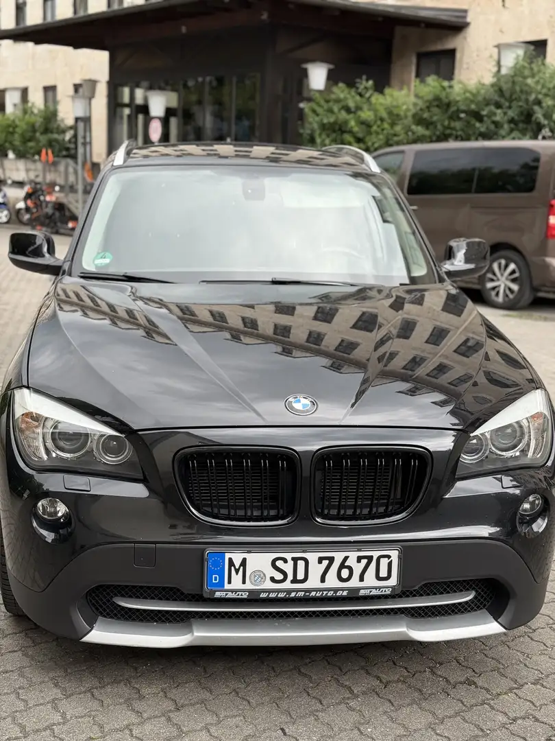 BMW X1 xDrive20d - 1