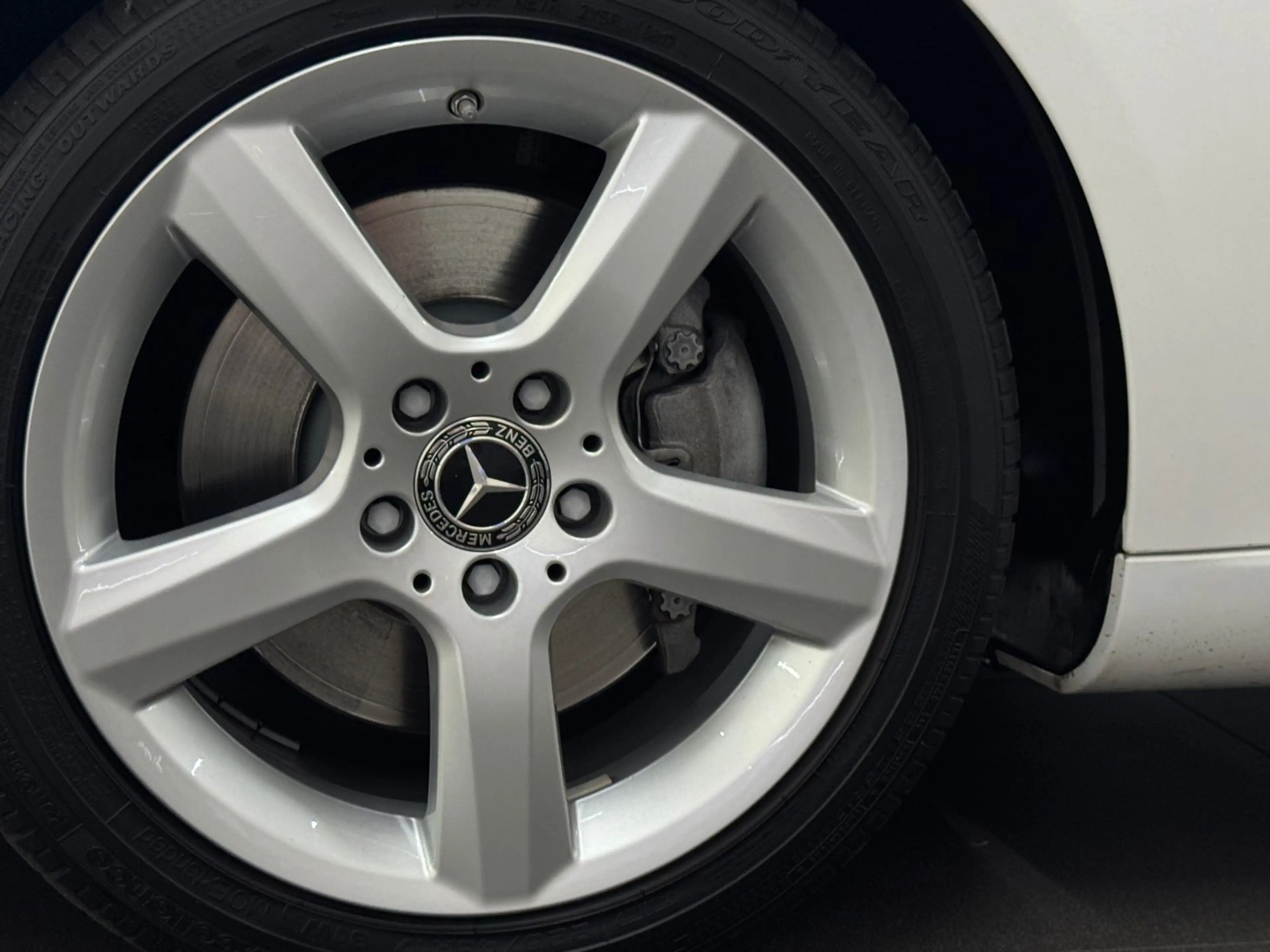 Mercedes-Benz SLC 200 SLC Roadster UNFALLFREI, Garagenwagen!!! — photo 9