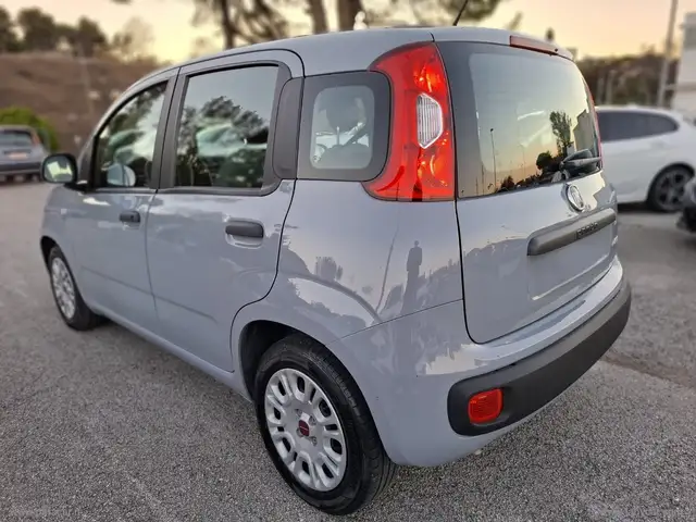 Fiat Panda view 13