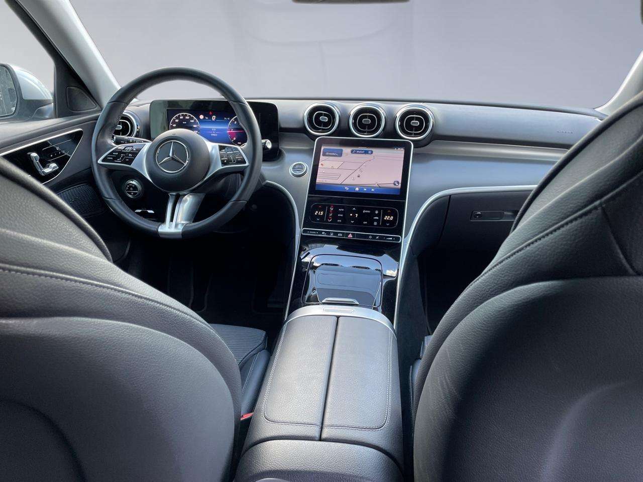 Mercedes-Benz C 220