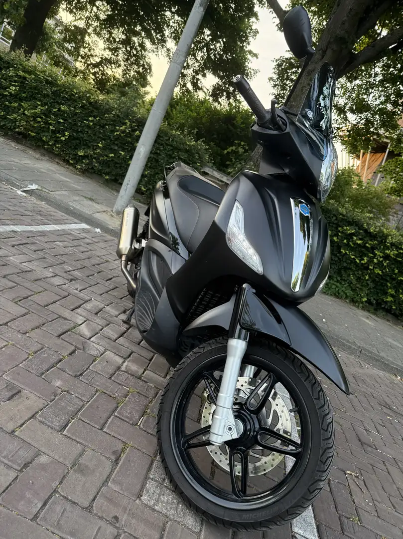 Piaggio Beverly 350 Police editon-Fully Malossi - 1