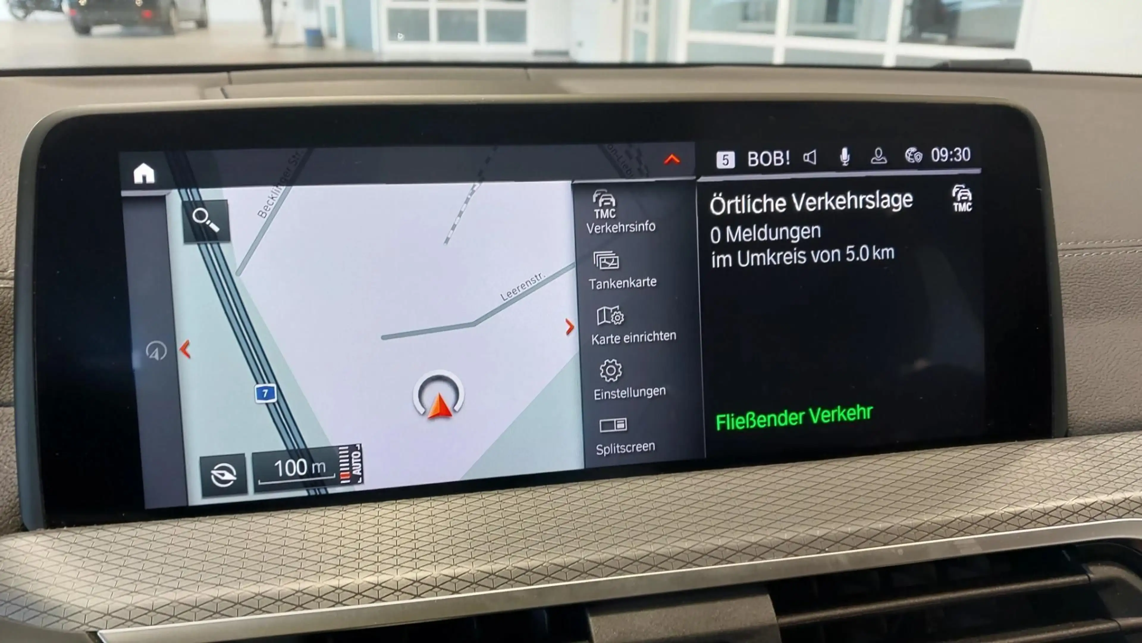 BMW X3 xDrive20d M PAKET LED AHK PANORAMA — photo 9