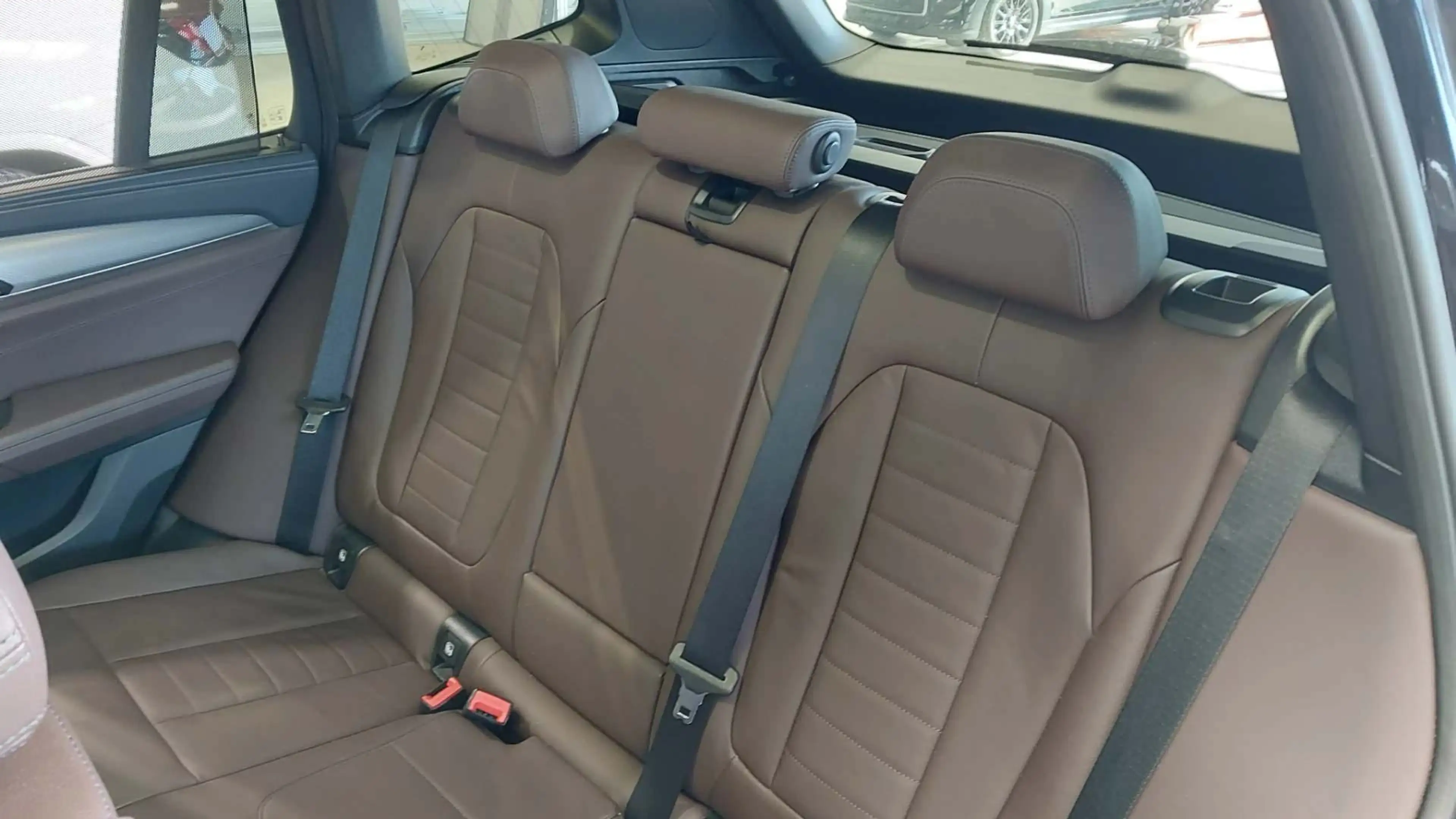 BMW X3 xDrive20d M PAKET LED AHK PANORAMA — photo 12
