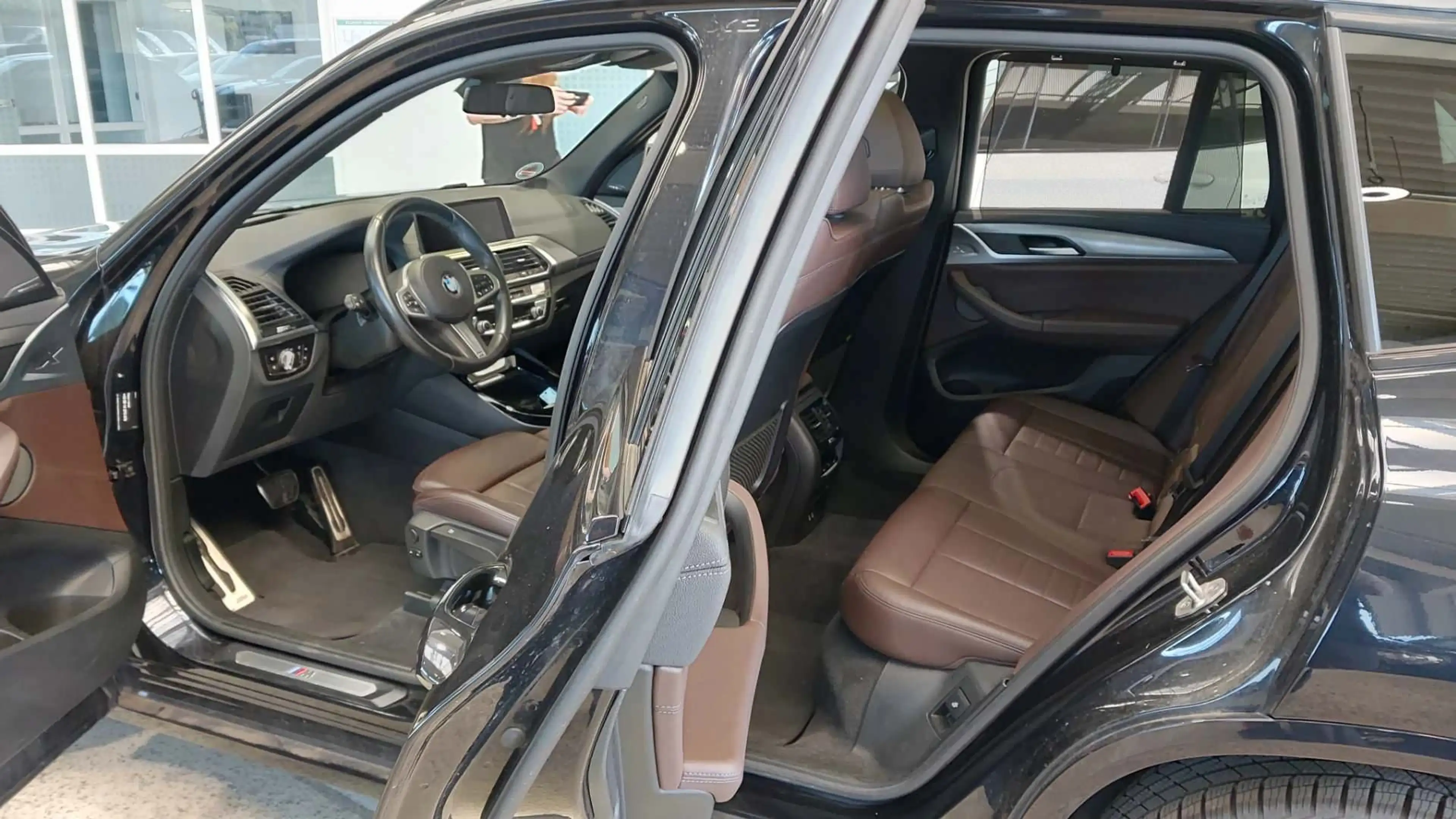 BMW X3 xDrive20d M PAKET LED AHK PANORAMA — photo 5