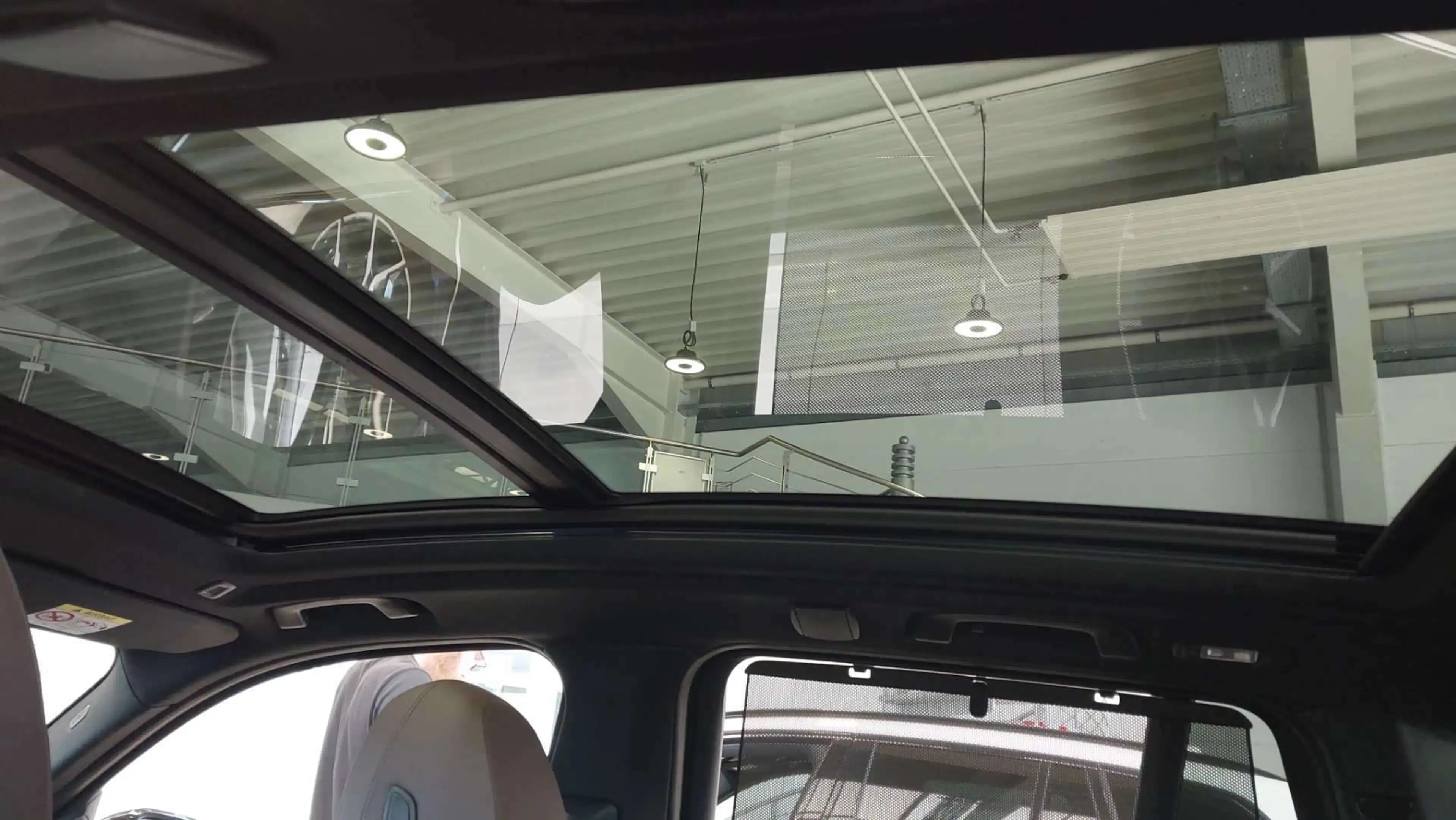 BMW X3 xDrive20d M PAKET LED AHK PANORAMA — photo 11
