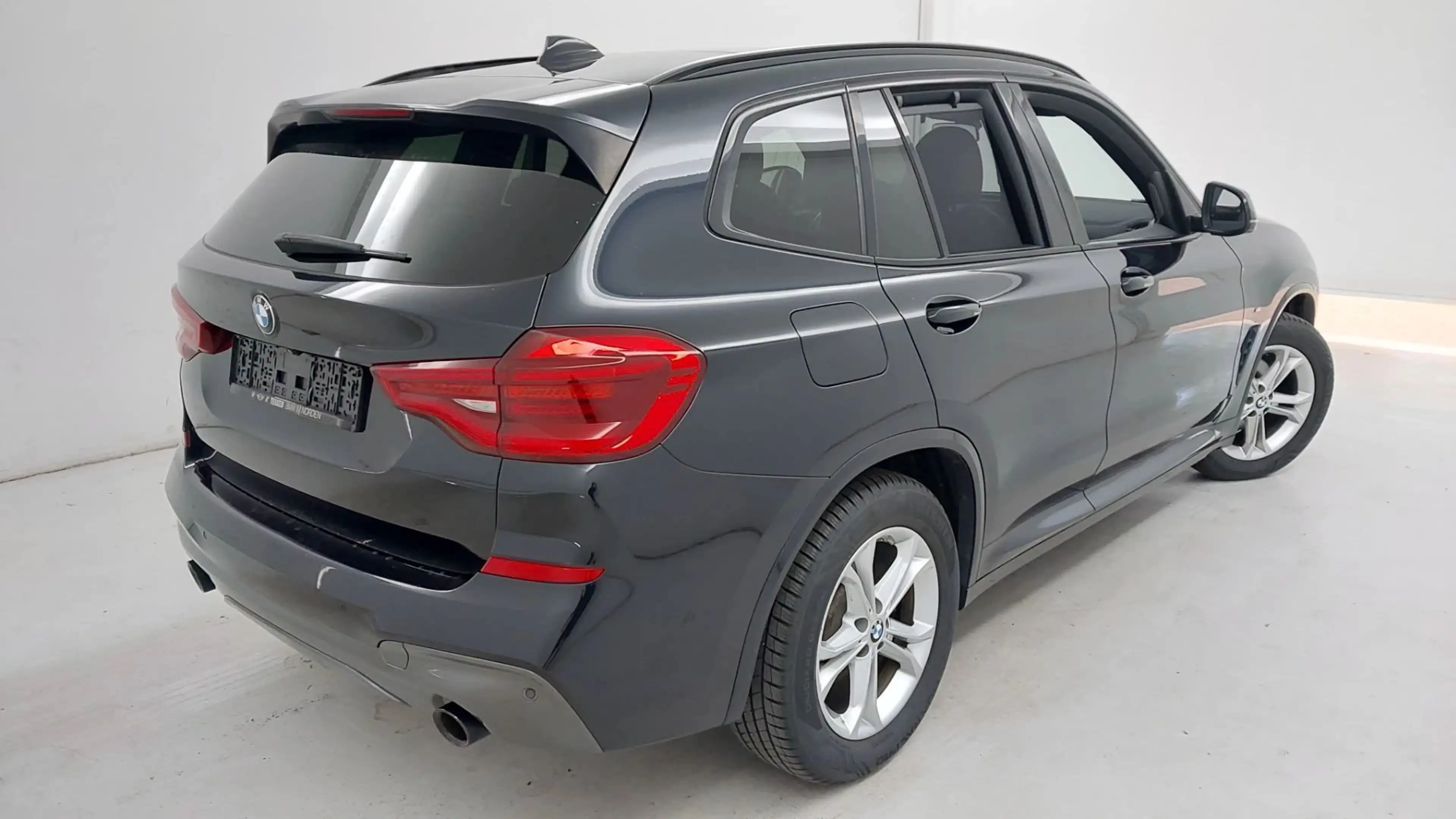 BMW X3 xDrive20d M PAKET LED AHK PANORAMA — photo 4