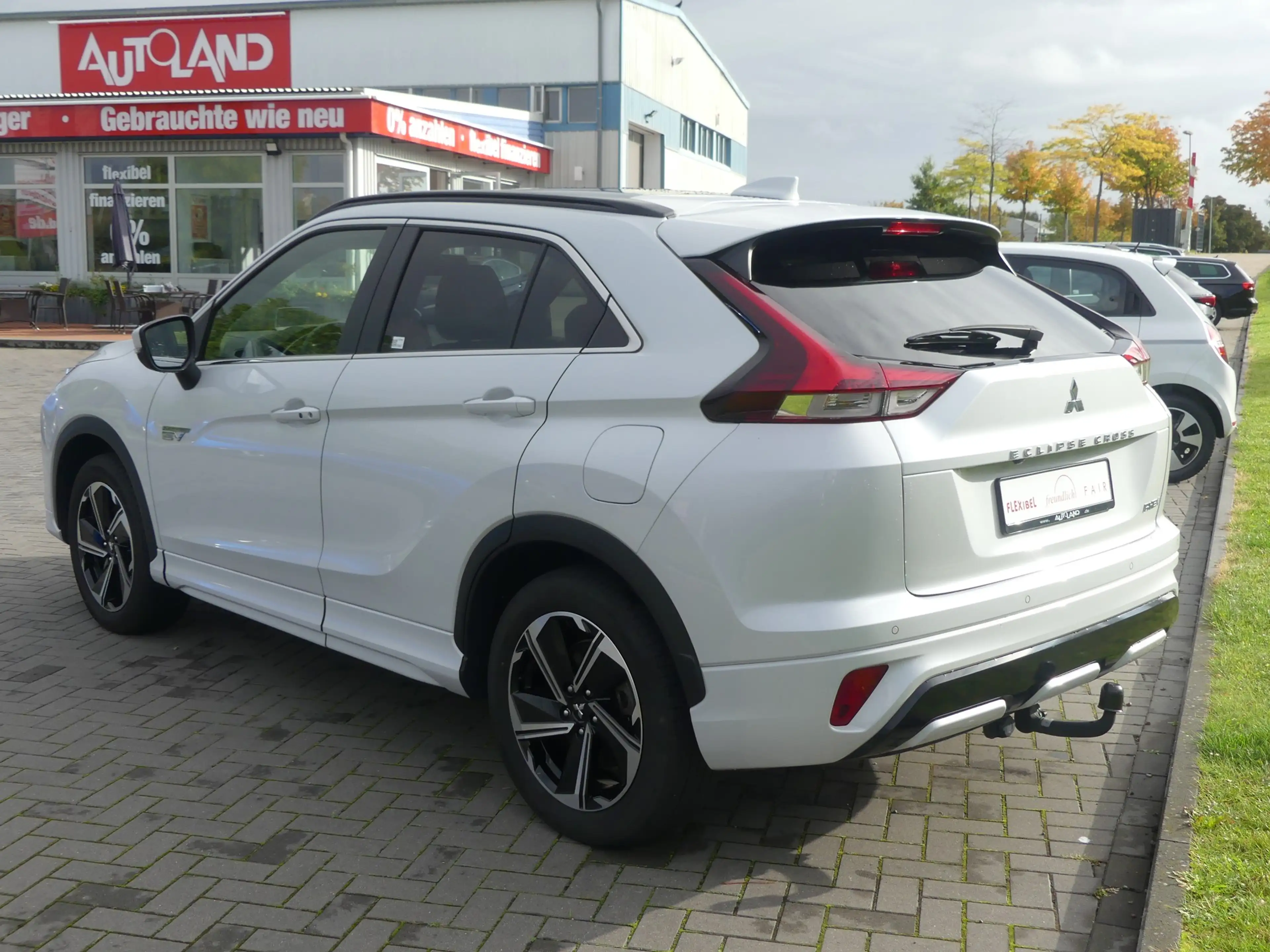 Mitsubishi Eclipse Cross 2.4Hybrid Plus 4WD CVT LED Navi — photo 3
