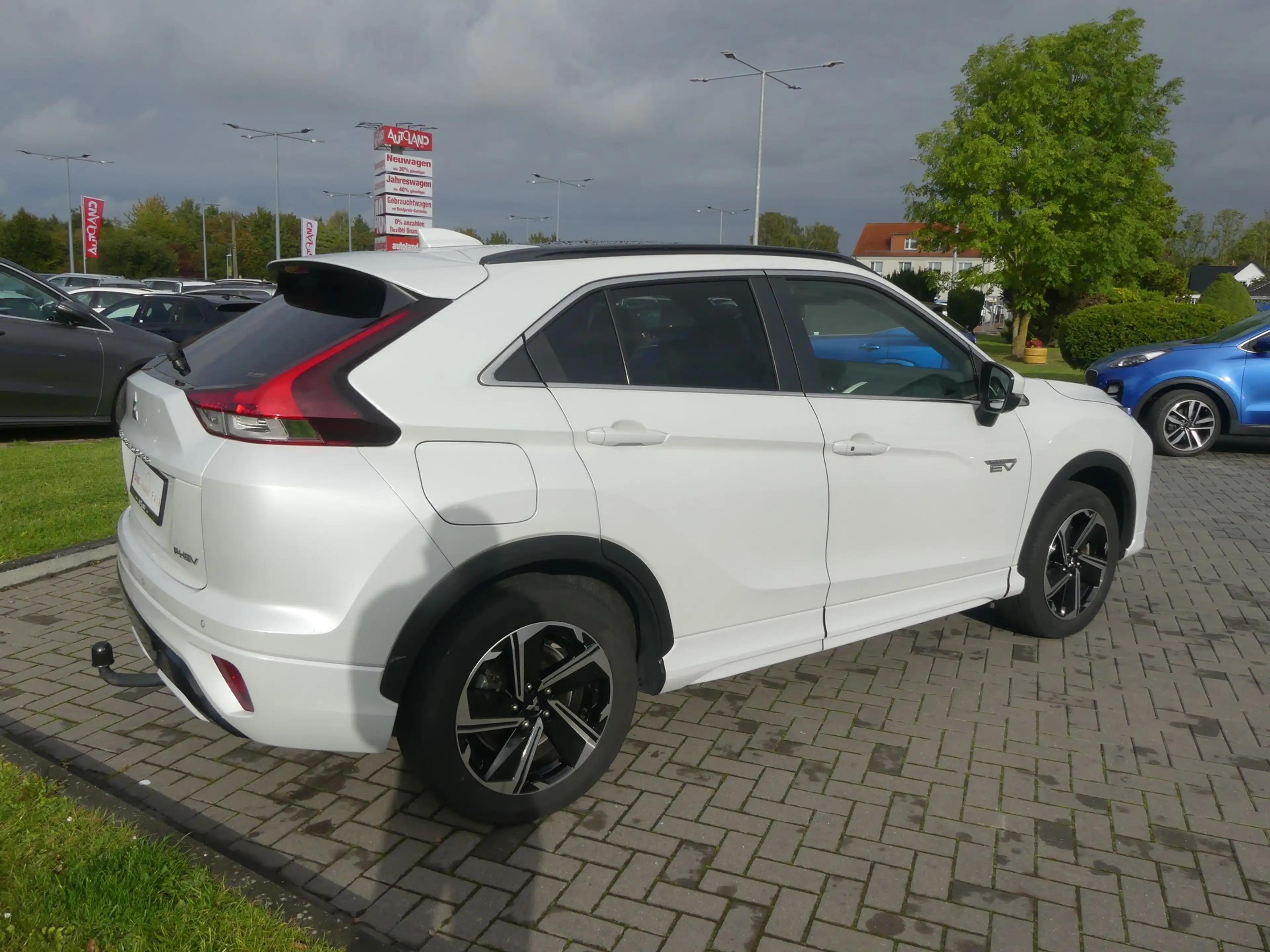 Mitsubishi Eclipse Cross 2.4Hybrid Plus 4WD CVT LED Navi — photo 5