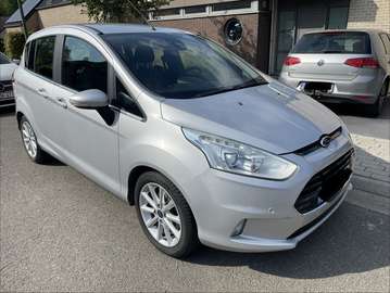 1.0 EcoBoost Titanium S&S