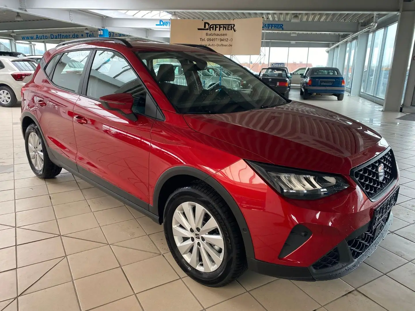 SEAT Arona TSi Style/AHK/KAMERA/DAB/SZHZG/PDC Rot - 1