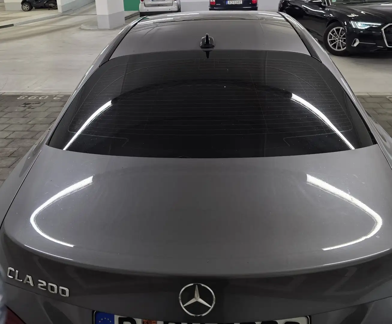 Mercedes-Benz CLA 200 CLA 200 (117.343) Grau - 2