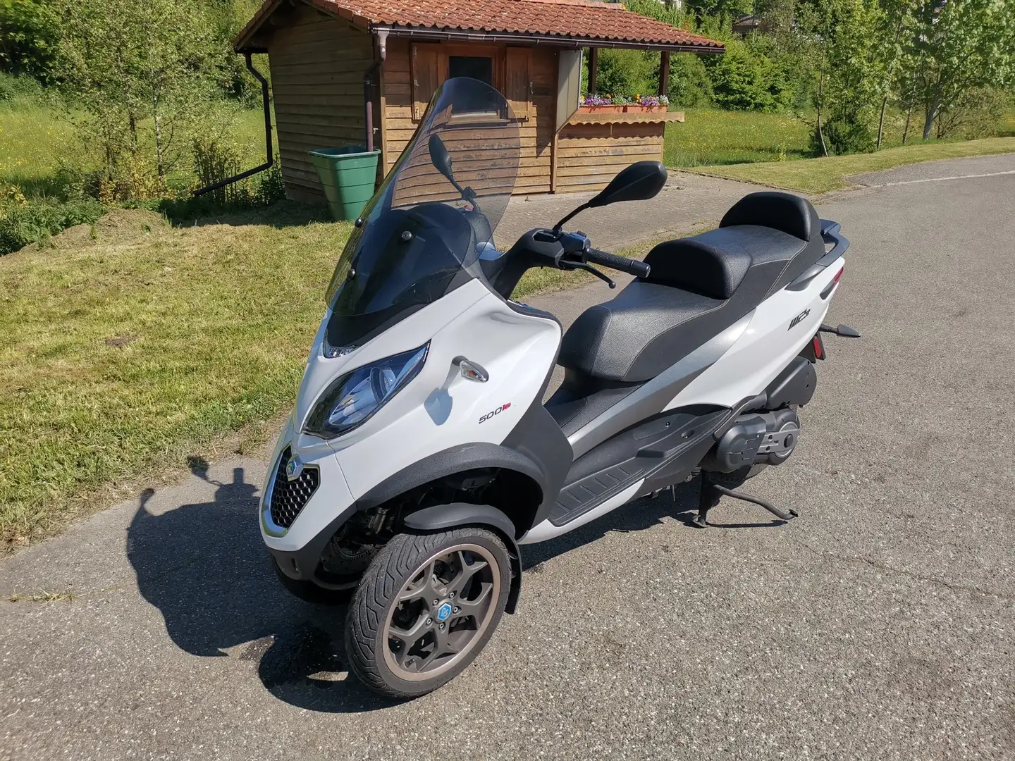 Piaggio MP3 500 Bílá - 1
