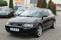 Audi A3 1.6 Ambiente Schwarz - thumbnail 1