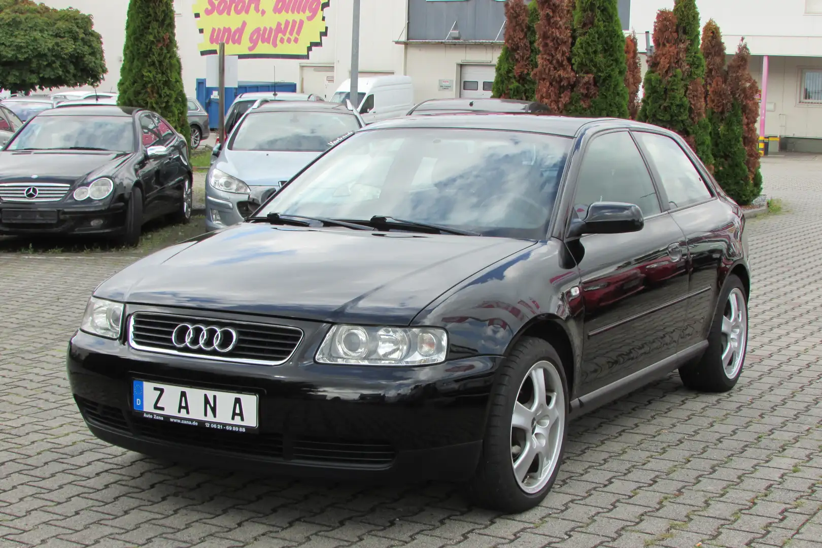 Audi A3 1.6 Ambiente Чорний - 1