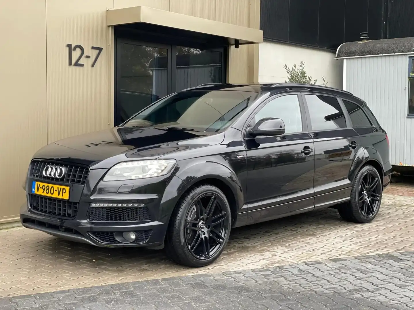 Audi Q7 AUDI V8|Led|Pano|Marge| Černá - 1