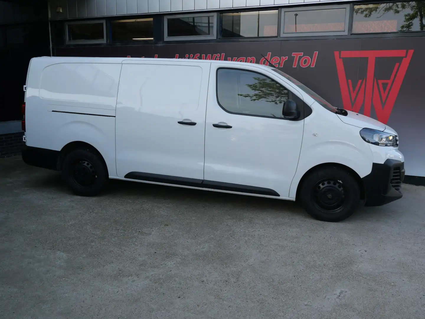 Peugeot Expert 2.0 BlueHDi 145 S&S L3 | AUTOMAAT | STANDKACHEL | Blanc - 1