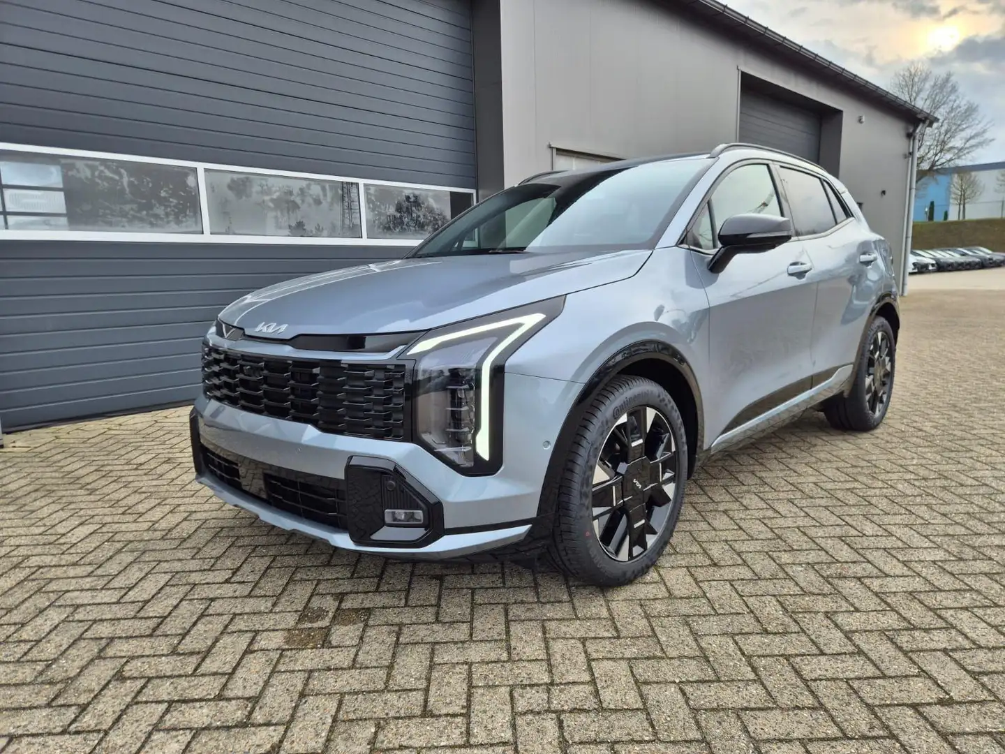 Kia Sportage 1.6 T-GDi 180PS 4x4 AWD Automatik GT-Line NEUES... Silber - 2