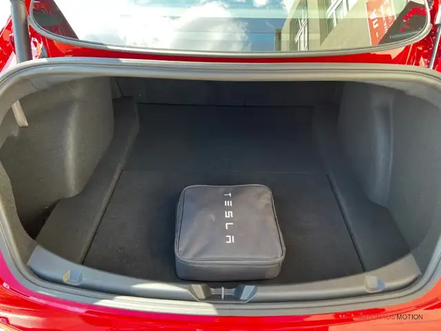 Tesla Model 3 view 14