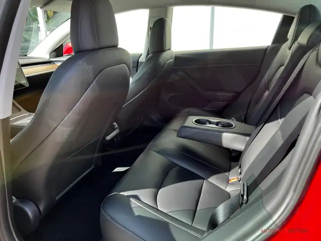 Tesla Model 3 view 11