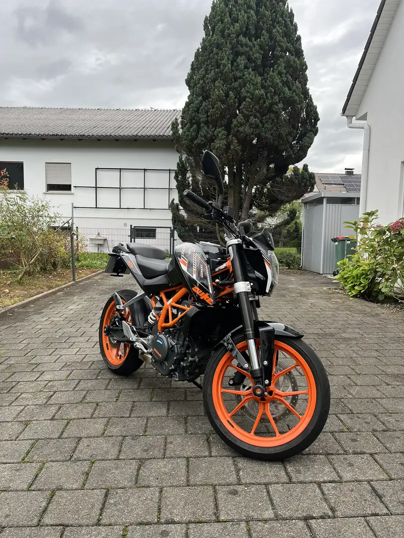 KTM 390 Duke Schwarz - 2