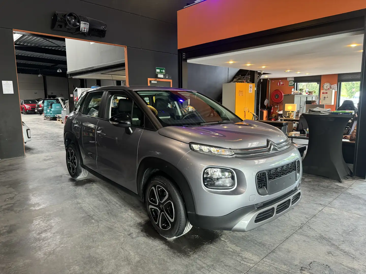 Citroen C3 Aircross 1.5 BlueHDi - A/C - MEDIA/TEL - LIM/REG VITESSE Gris - 2