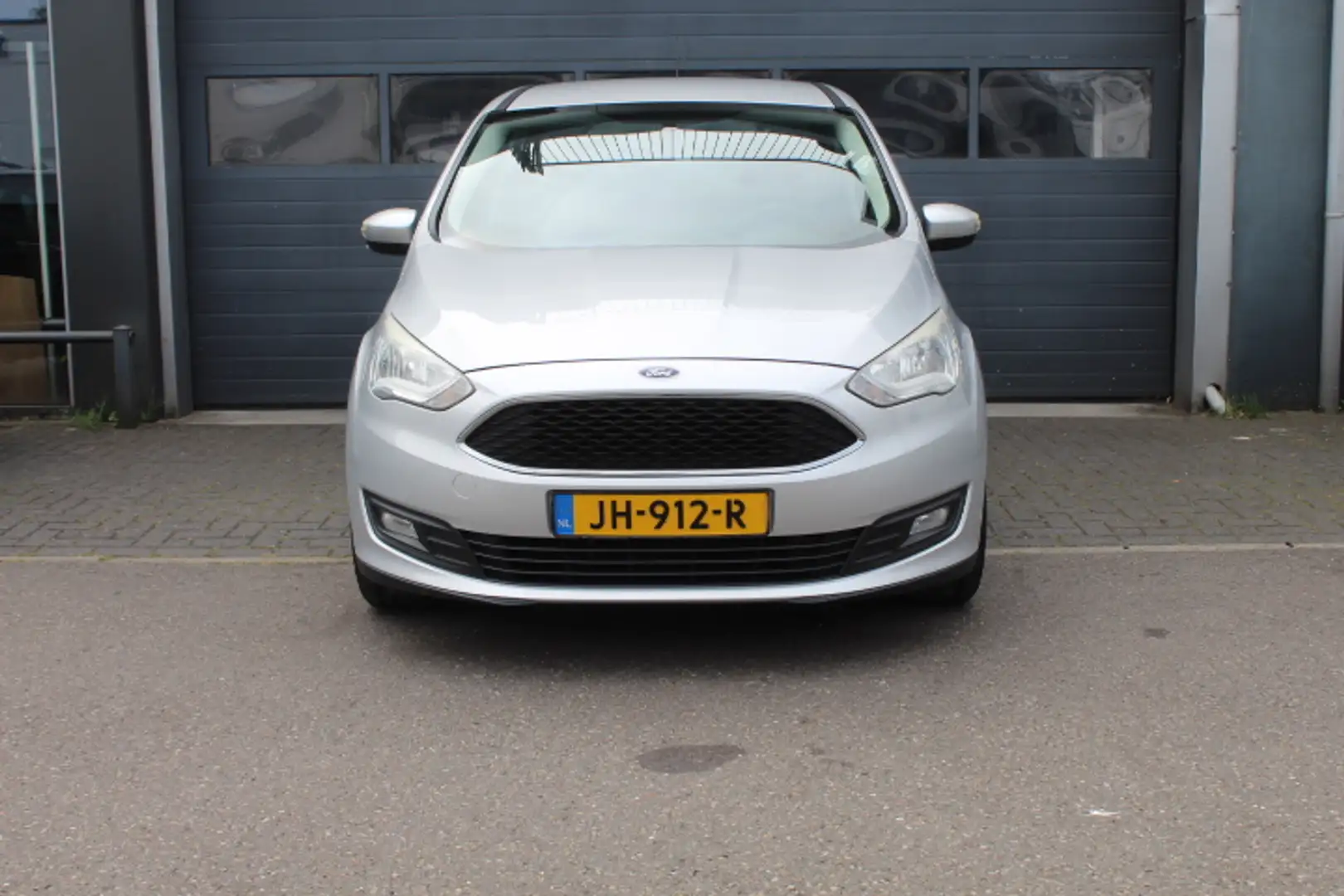Ford Grand C-Max 1.0 Trend 7 persoons. Airconditioning, Cruisecontr Grijs - 2