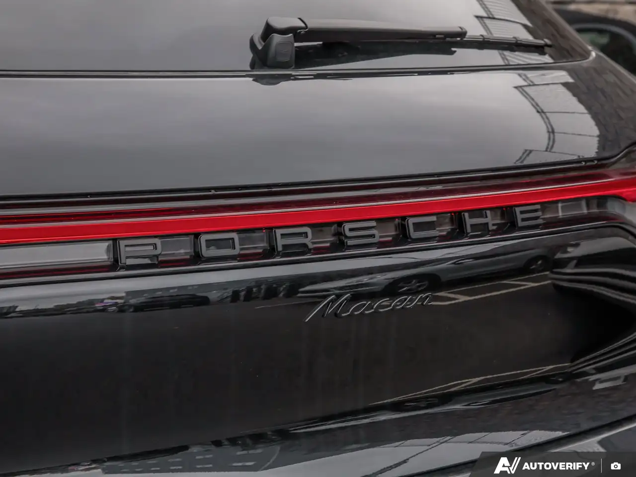 Porsche Macan снимка Porsche Macan