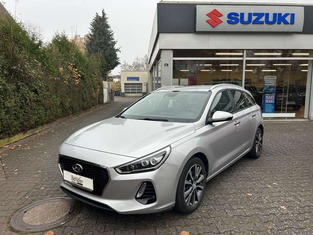 Imagine Hyundai i30 cw Trend NAVI LED KESSY PDC ANHÄNGERKUPPLUNG