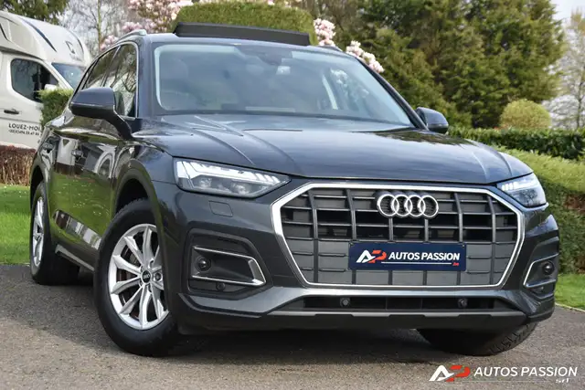 Audi Q5 30TDi Bus. S-Tronic | Toit ouvrant & Pano | DAB