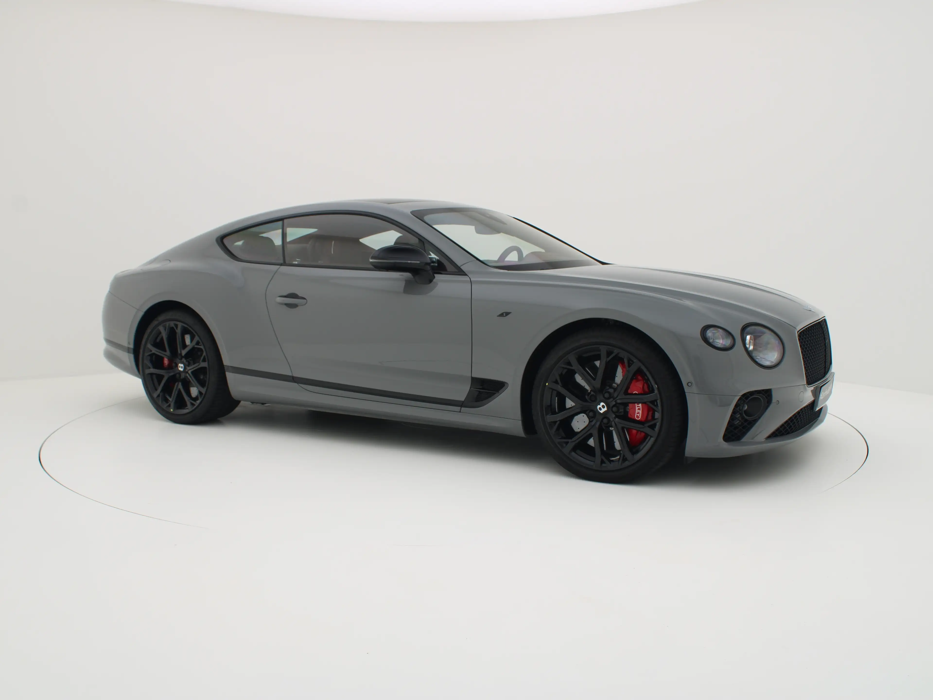 Bentley Continental GT S V8 — photo 13