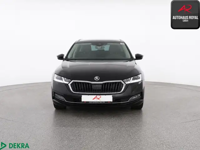 Skoda Octavia view 8