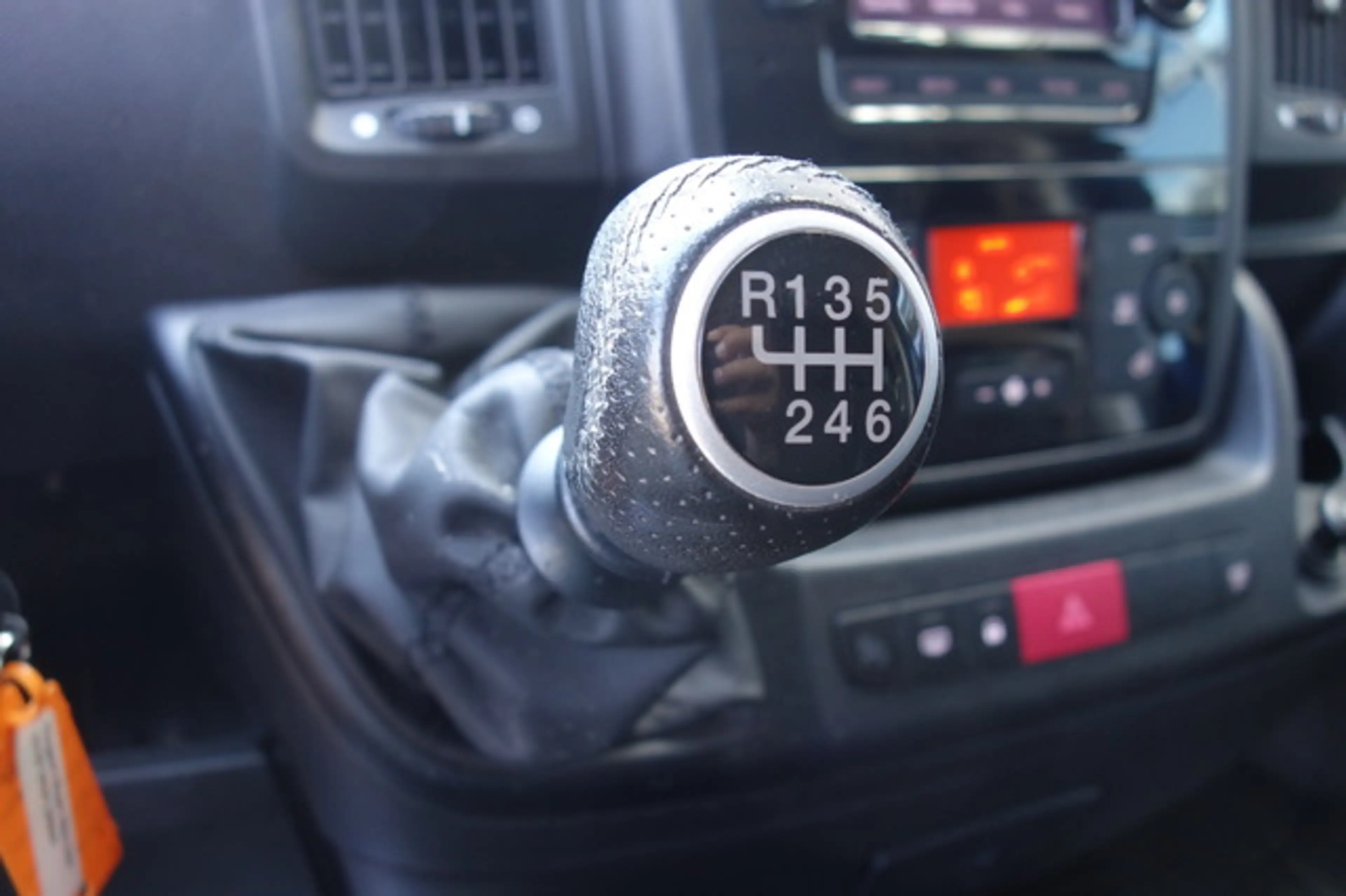 Peugeot Boxer 2,2 HDI L2H2 Kombi STDHZG/KLIMATR/KAM — photo 12