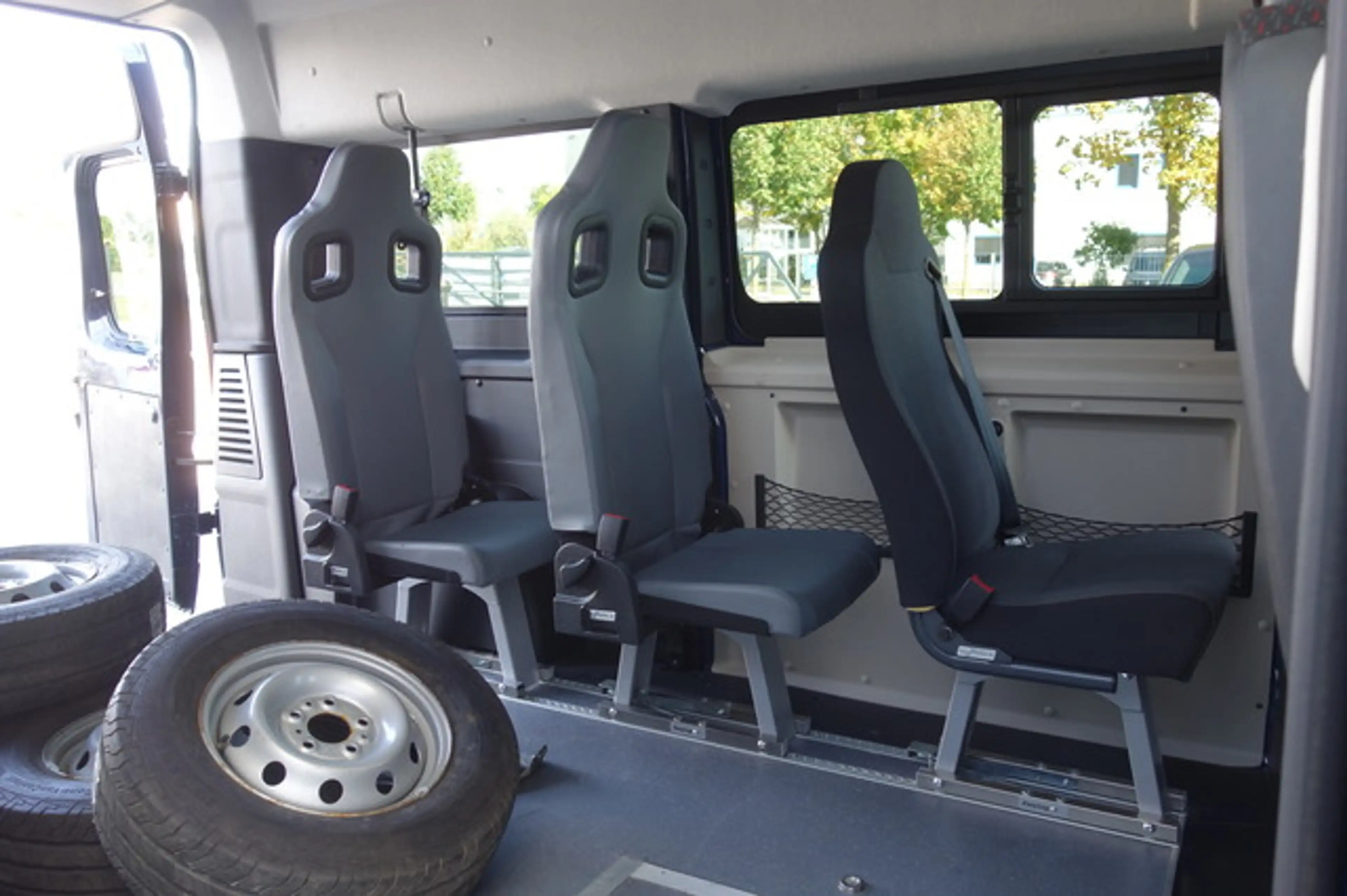 Peugeot Boxer 2,2 HDI L2H2 Kombi STDHZG/KLIMATR/KAM — photo 9