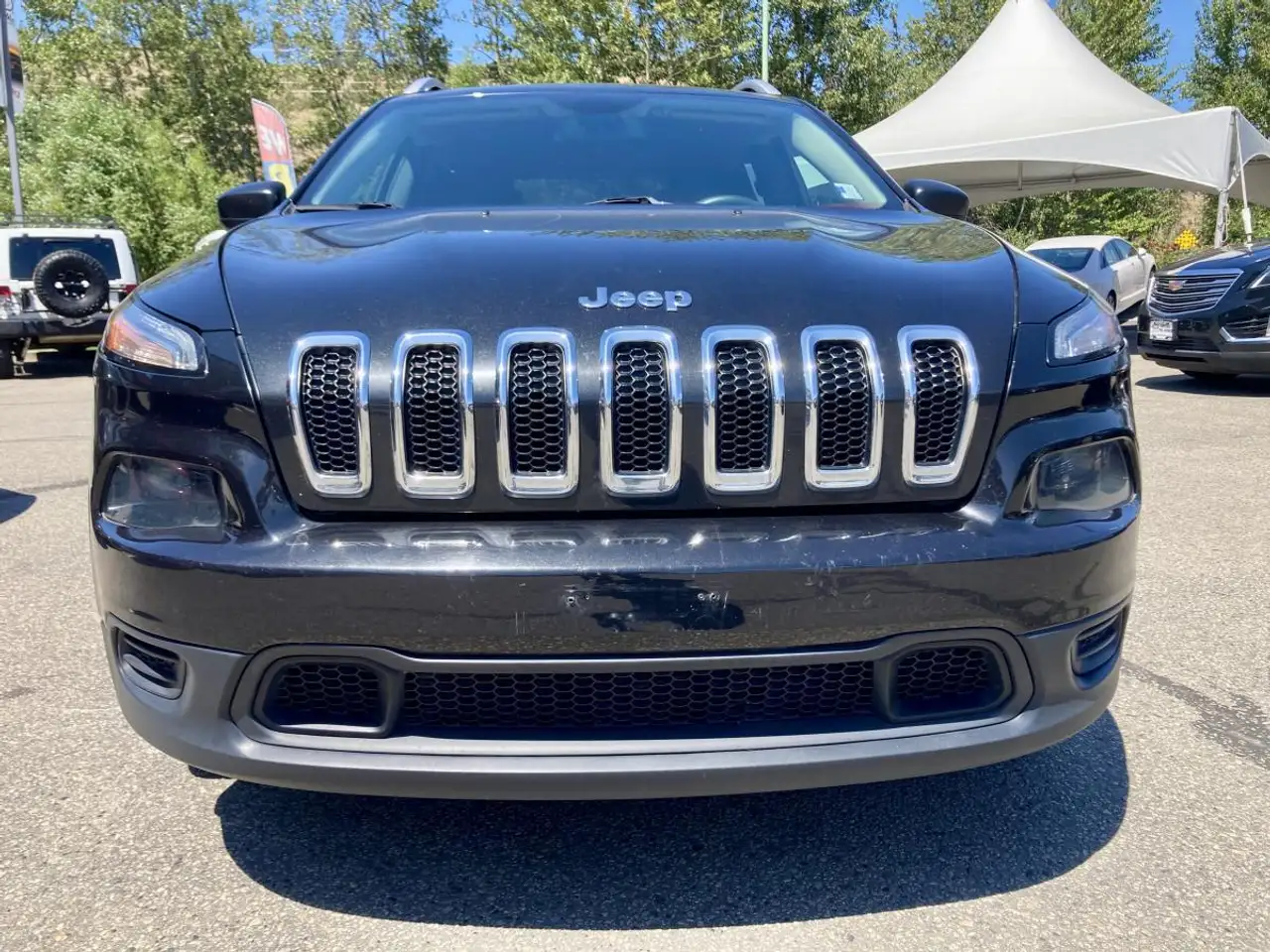 Jeep Cherokee снимка Jeep Cherokee
