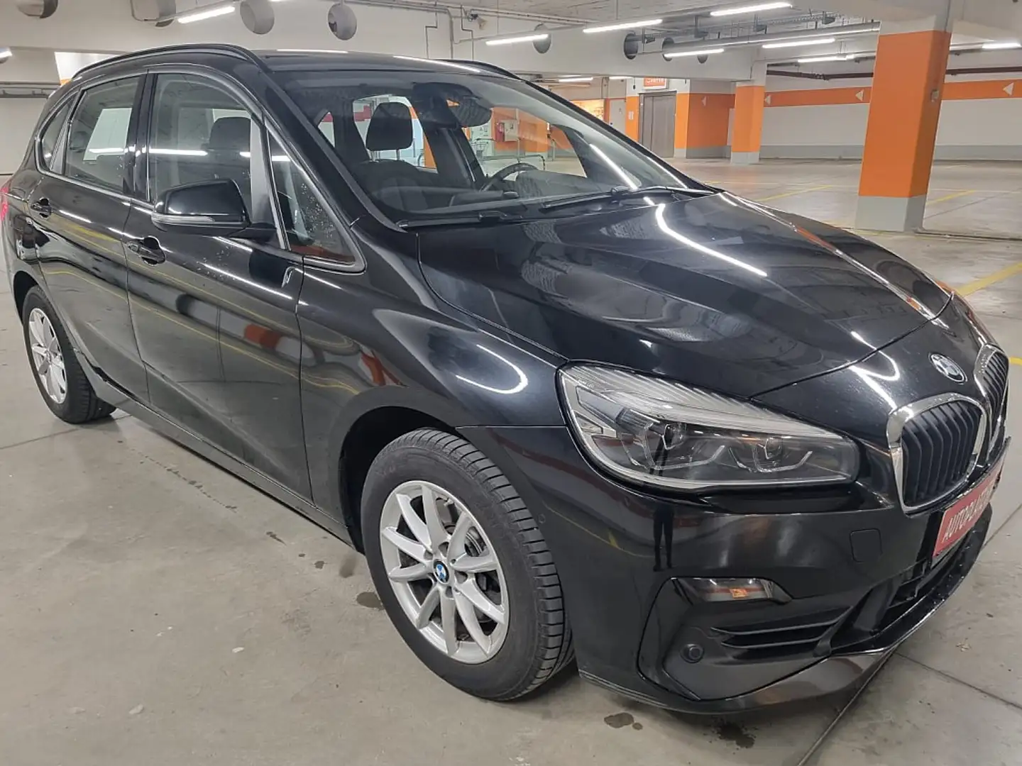 BMW 218 d xDrive Active Tourer Aut. LED-SCHEINWERFER NA... Schwarz - 2