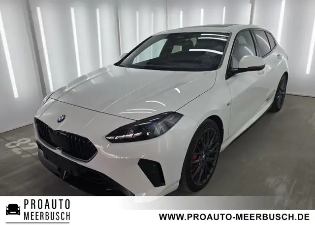BMW 120 i M Sport PRO PANO/HEADUP/360°/MASSAGE/H&K/ACC