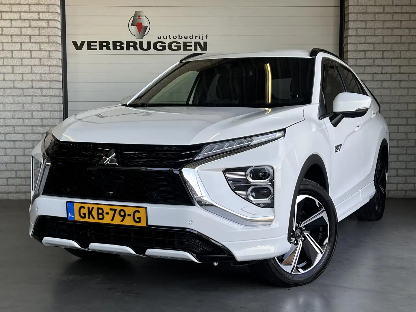 Mitsubishi Eclipse Cross 2.4 PHEV Executive | Adap.Cruise | 360Camera | Nav Wit - 1