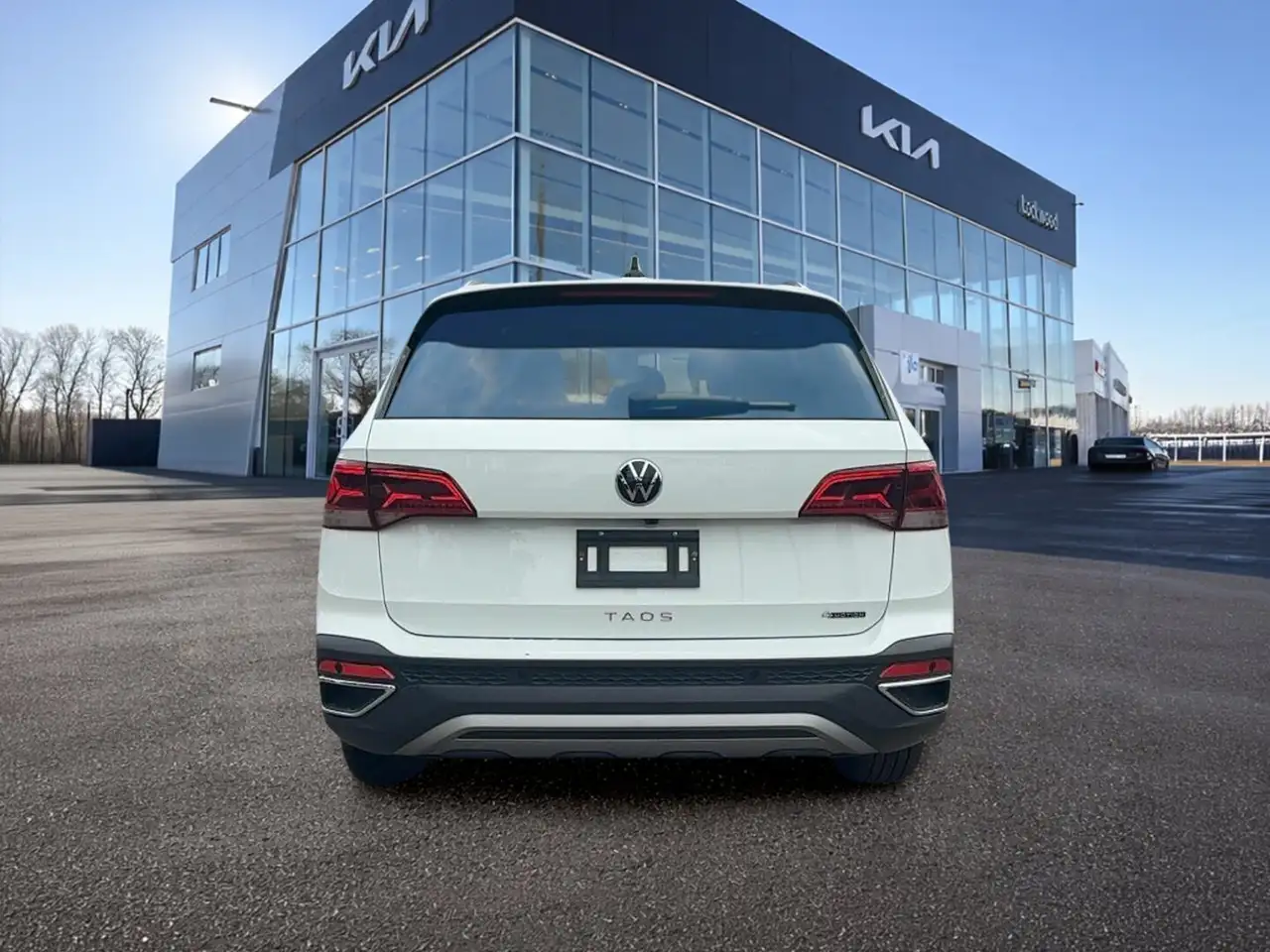 Volkswagen Taos photo Volkswagen Taos