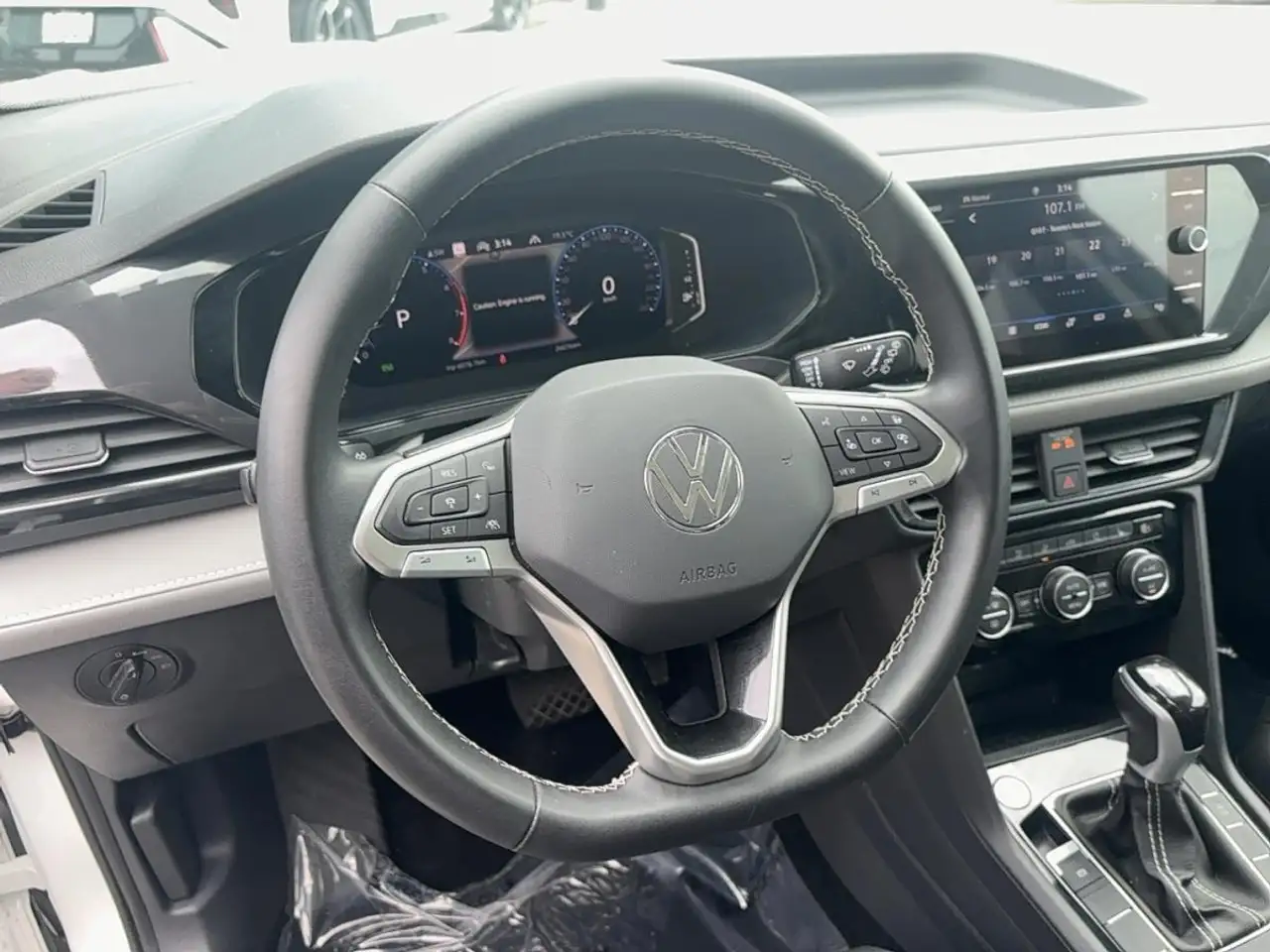 Volkswagen Taos photo Volkswagen Taos