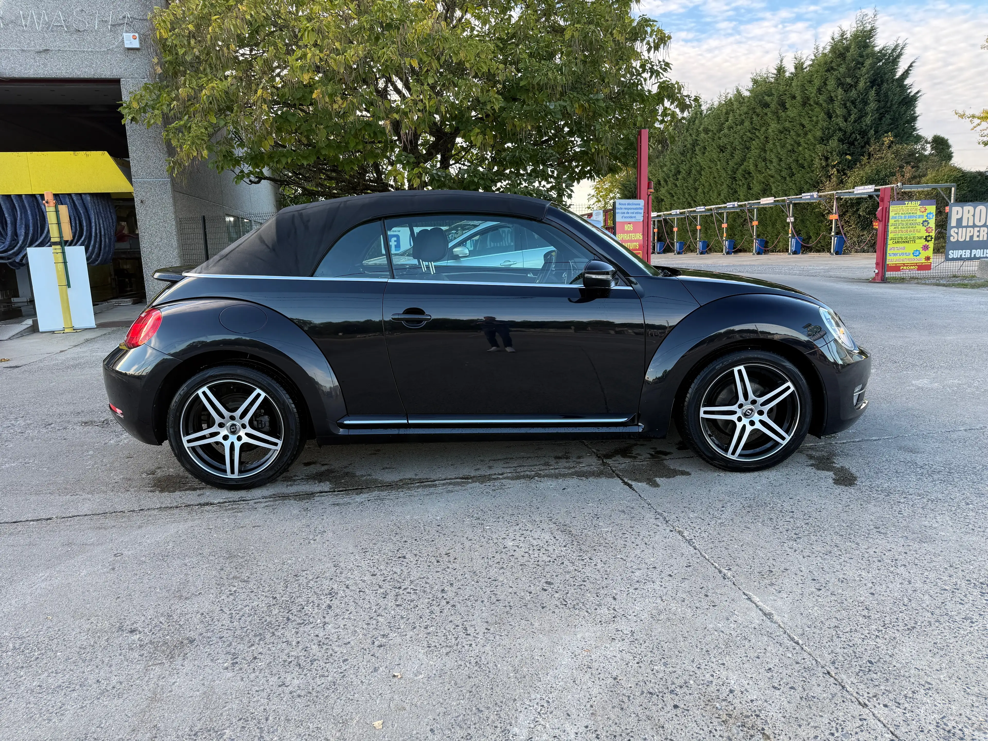 Volkswagen Beetle Beetle Cabriolet 1.2 TSI Design — photo 4
