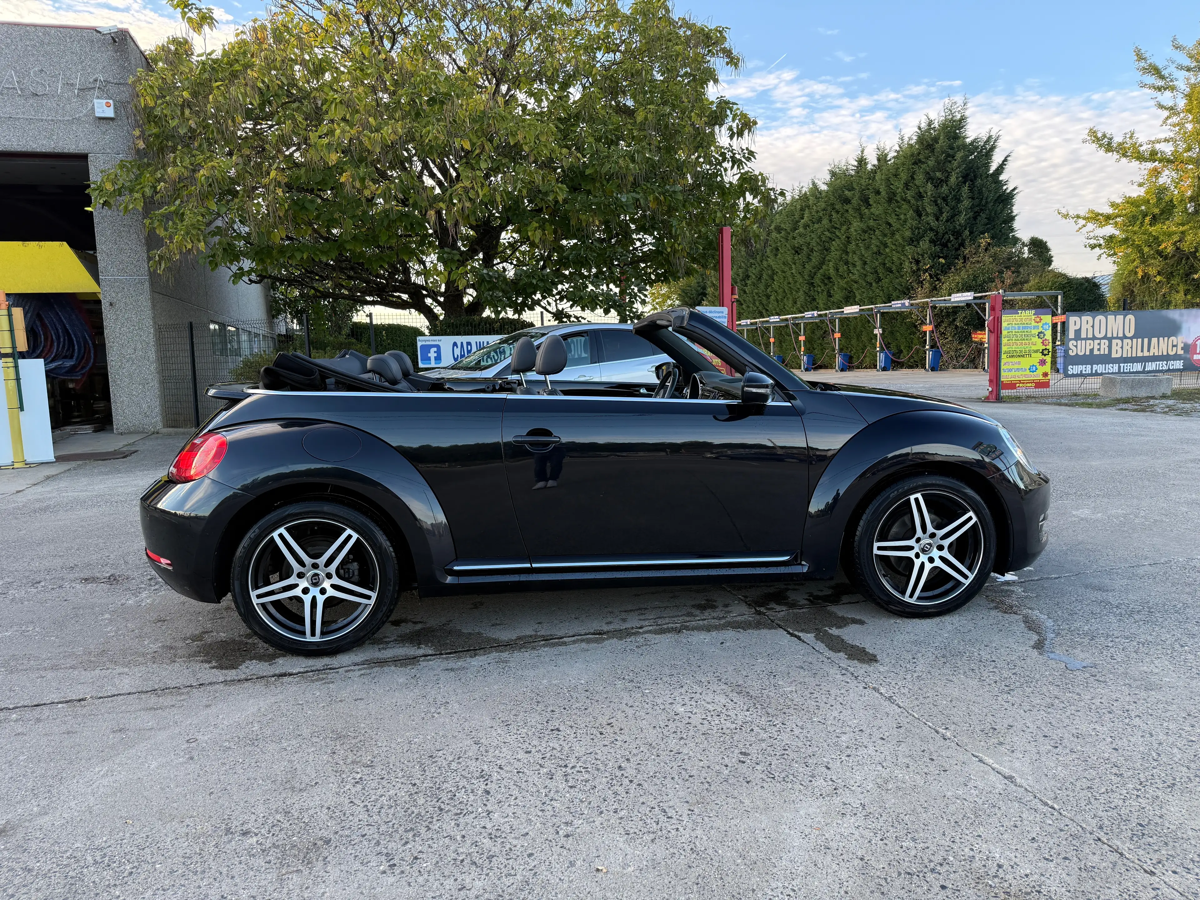 Volkswagen Beetle Beetle Cabriolet 1.2 TSI Design — photo 10